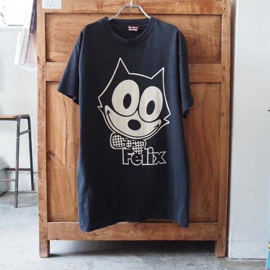 Felix Bow Tie Tee / 90s / Made in USA