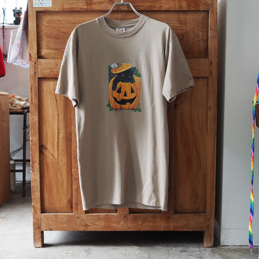 Black Cat in a Pumpkin Tee / 90s / Made in USA