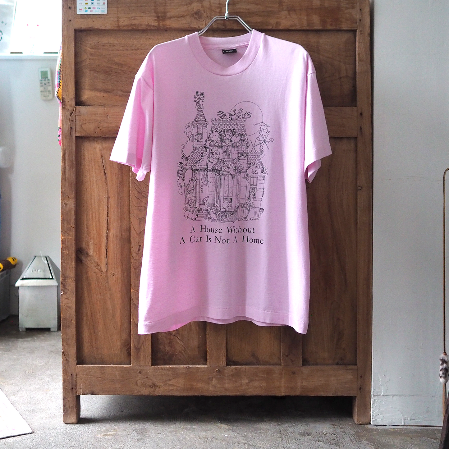 A House Without A Cat Is Not A Home Tee / 90s / Made in USA