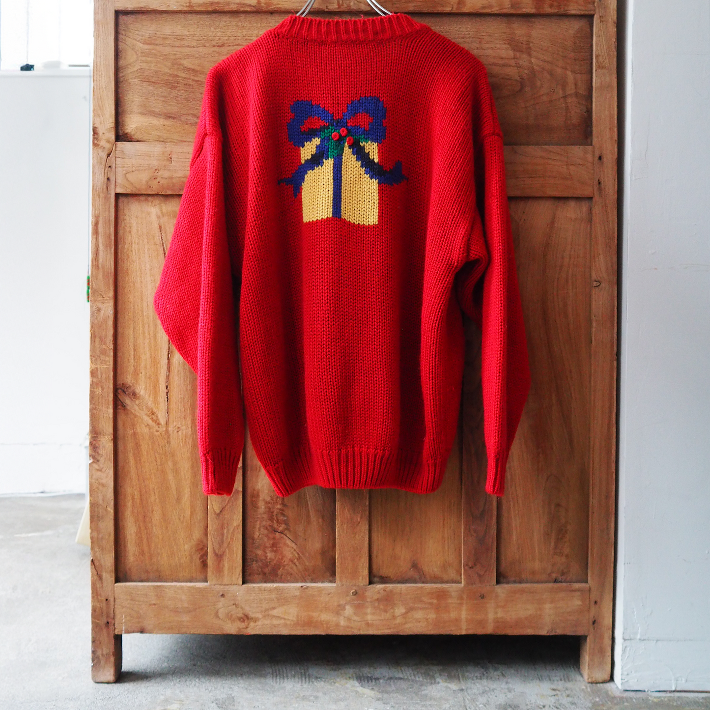 Cats and Presents Sweater * Ribbon / 90s