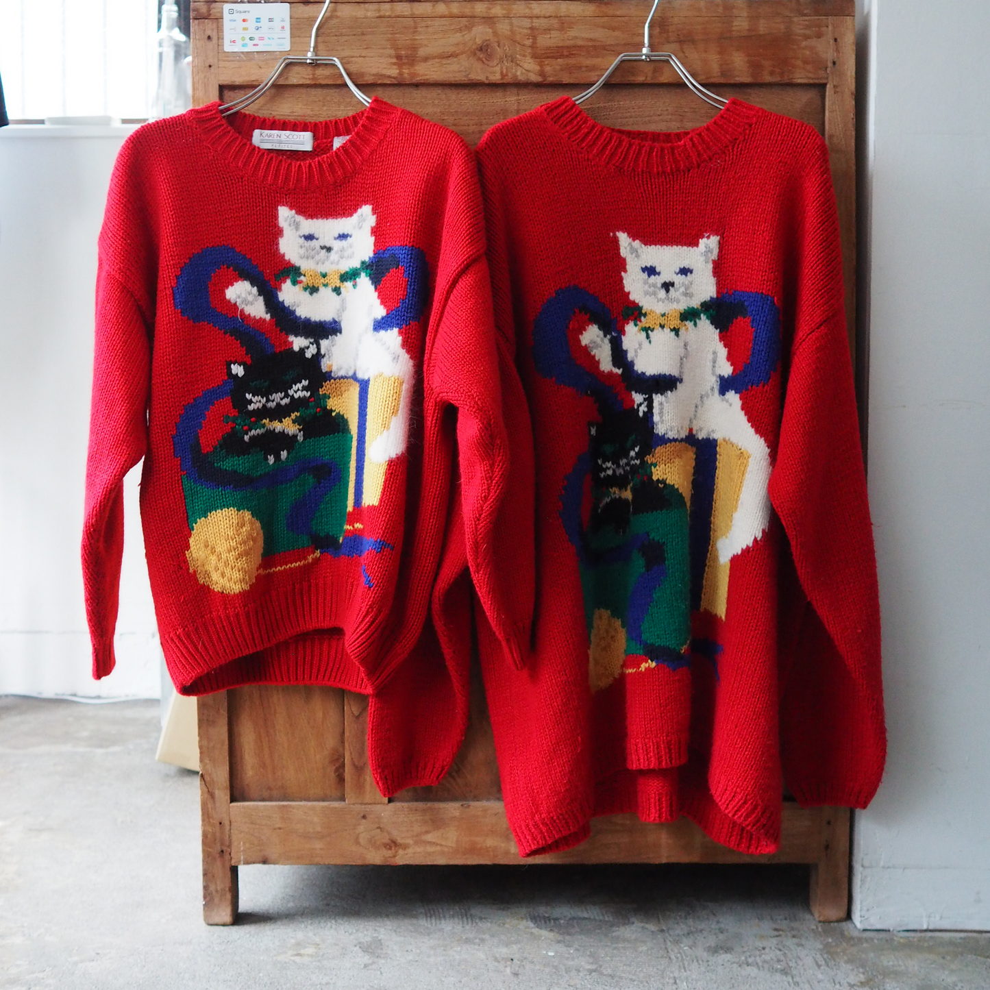 Cats and Presents Sweater * Ribbon / 90s