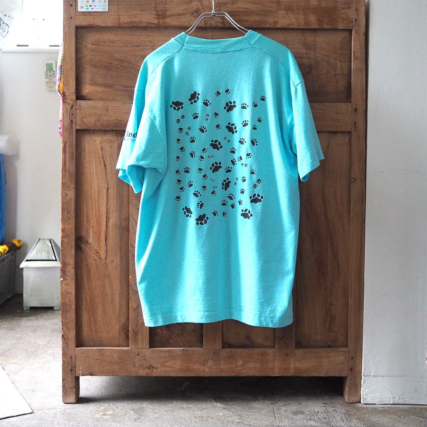 Kindness Animal Hospital Tee / 90s / Made in USA
