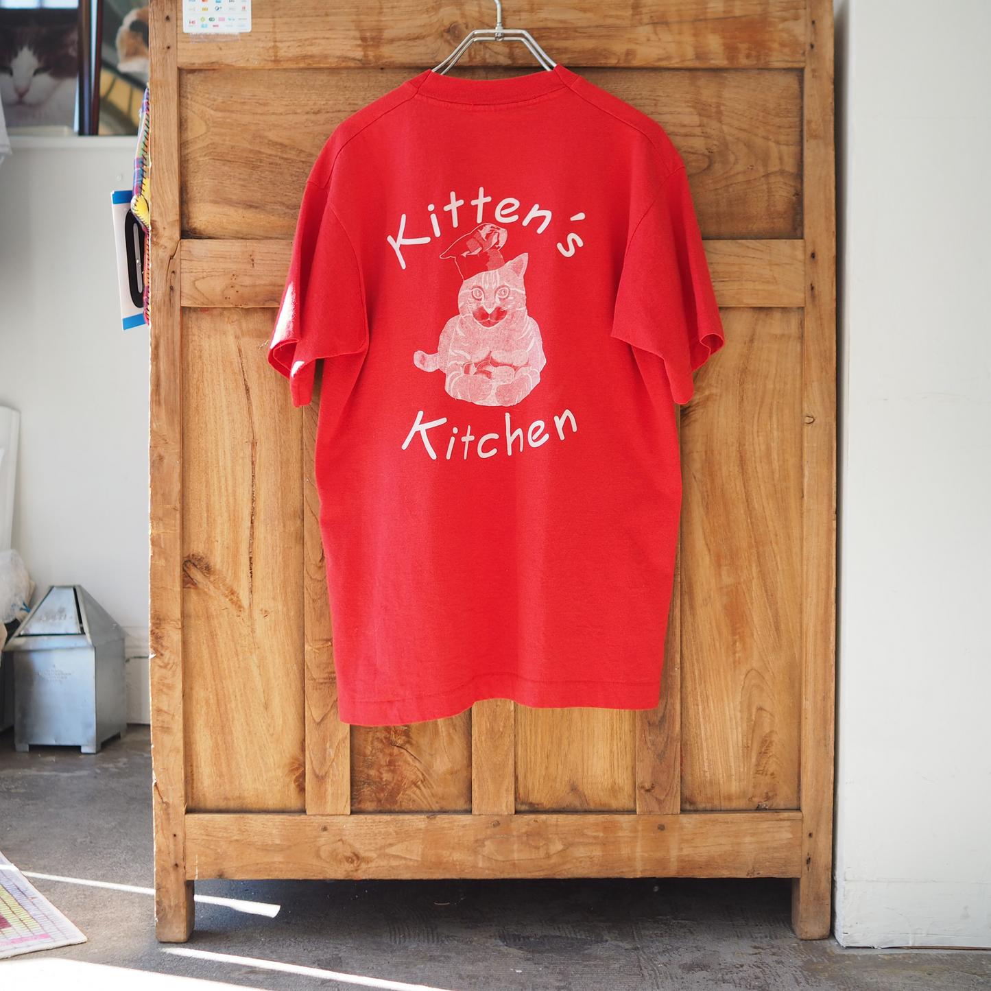 Kitten's Kitchen Tee / 90s