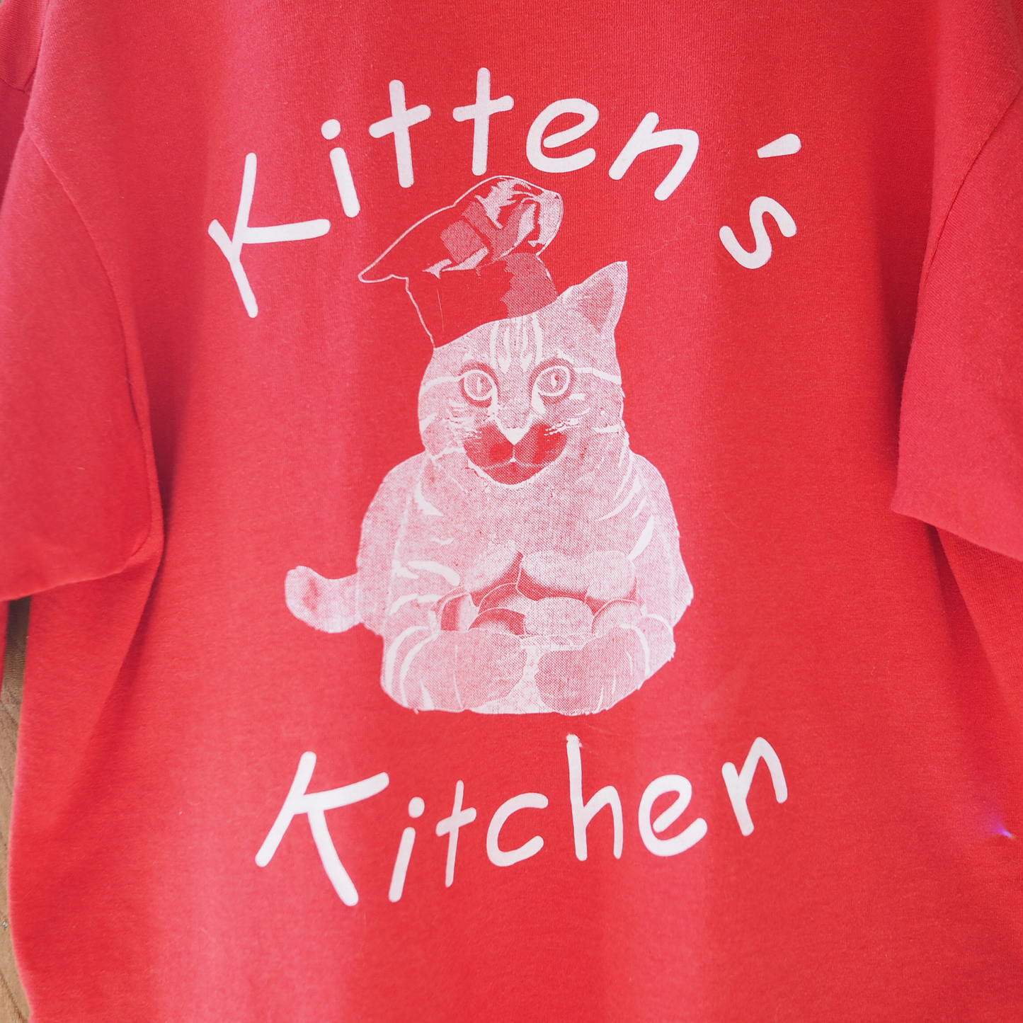 Kitten's Kitchen Tee / 90s