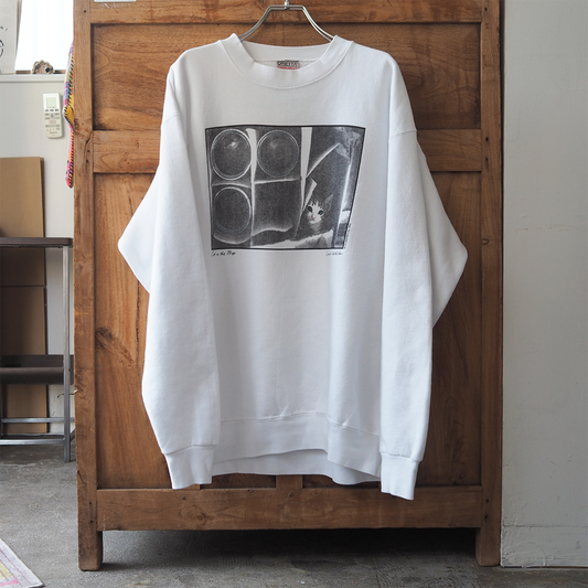 Cat in the Box Sweatshirt / 90s