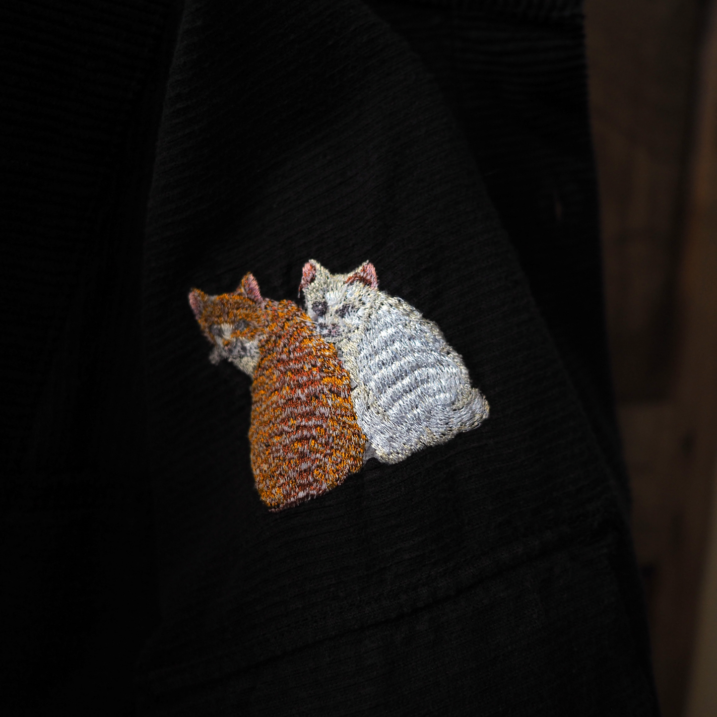 Levi’s Cat Embroidered Corduroy Shirt / 90s