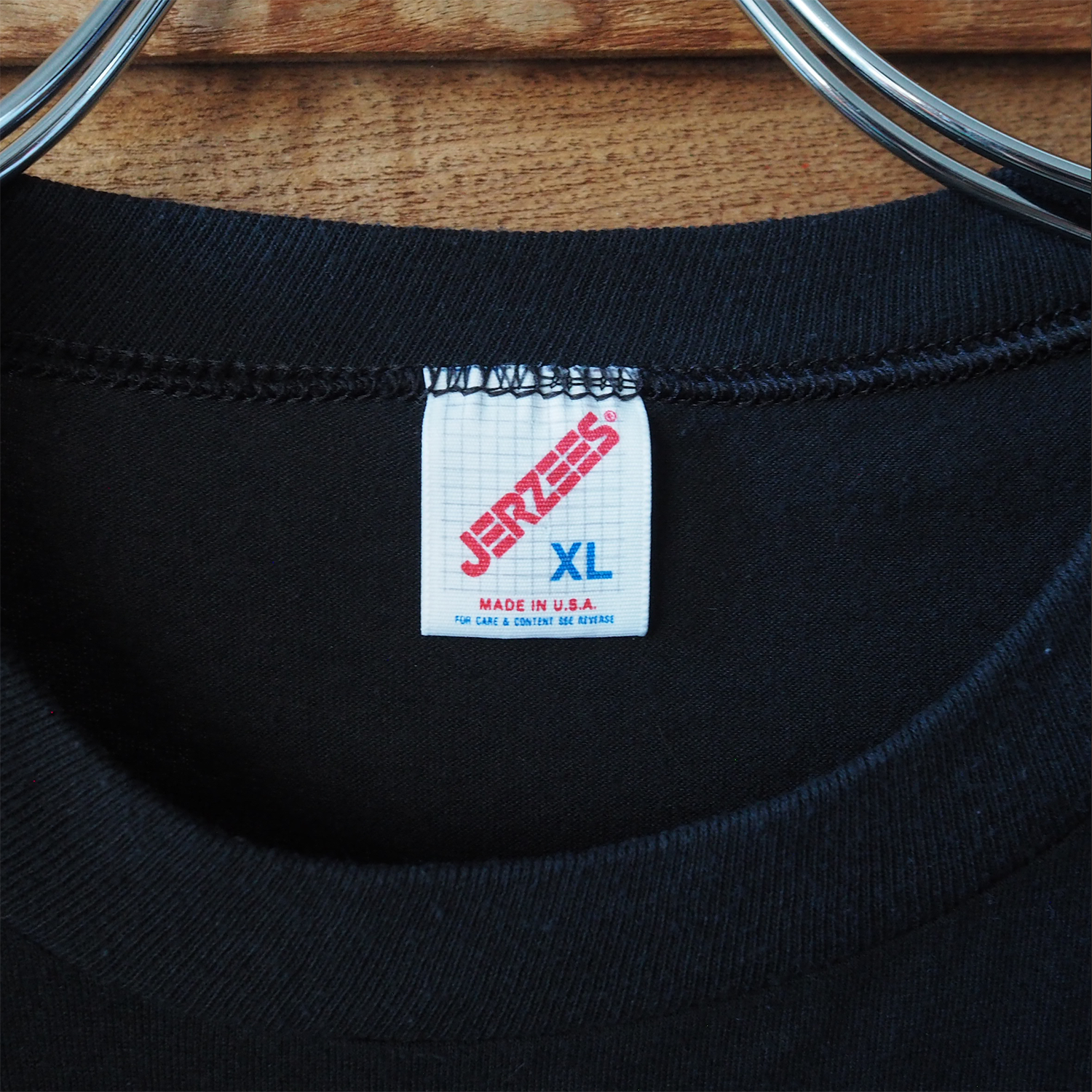 Linda Lori Black Tee / 90s / Made in USA - ネコ古着 - フレーメンストア