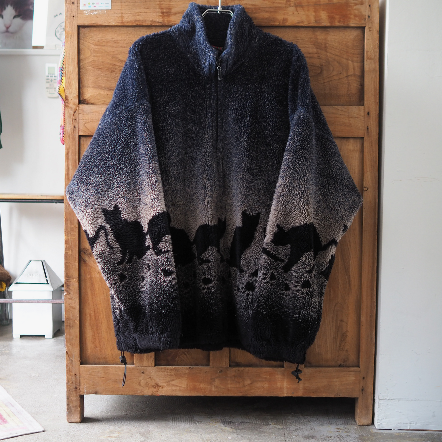 Mazmania Black Cats and Paws Fleece Jacket / 90s / Made in USA