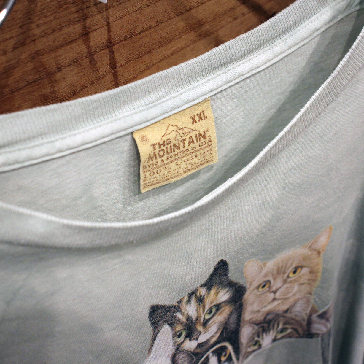 The Mountain Cats in the Bag Long-Sleeve Tee / 00s-
