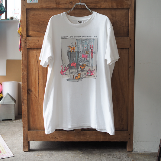 Every Life Should Have Nine Cats Tee / 90s / Made in USA