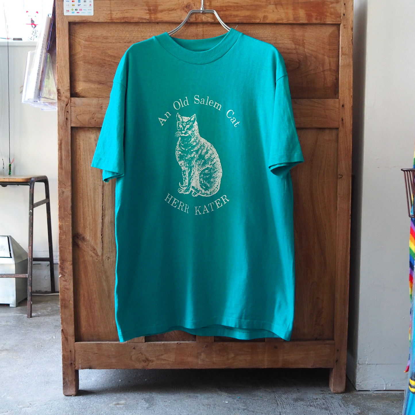 An Old Salem Cat Tee / 90s / Made in USA