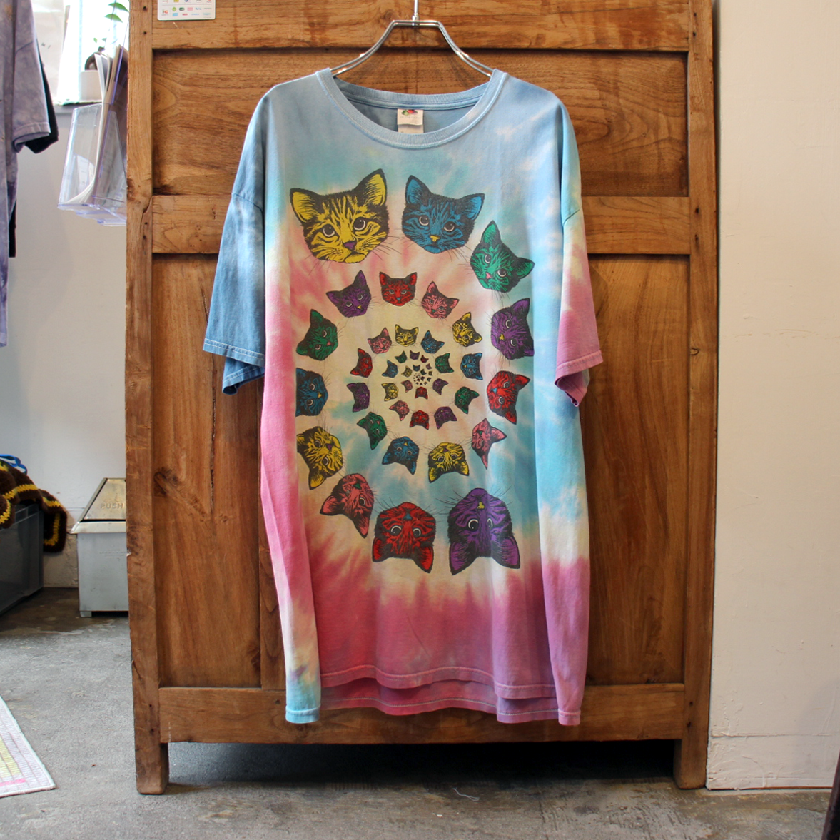 Tie-dyed Cats Psychedelic Tee