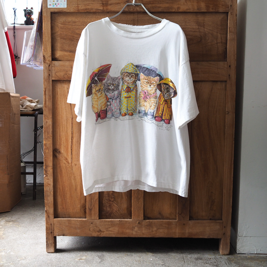 Rainning Day Tee / Prints of Tails / 90s