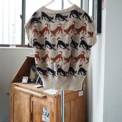 Black Cats & Brown Cats Knit Vest / 90s / Made in England