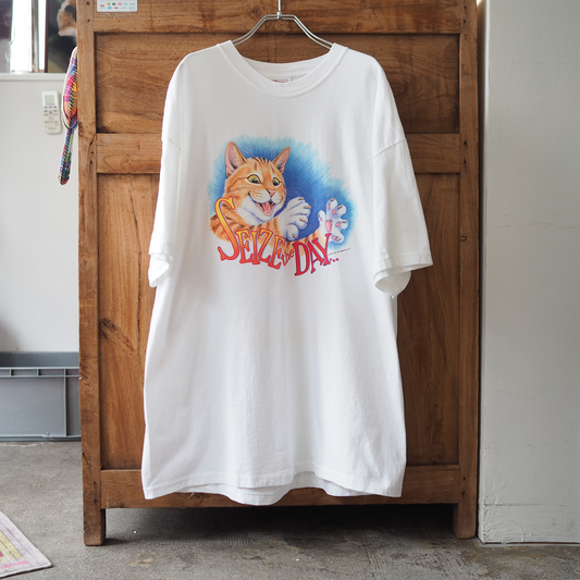 HEP CAT Seize the Day or... Tee / 00s