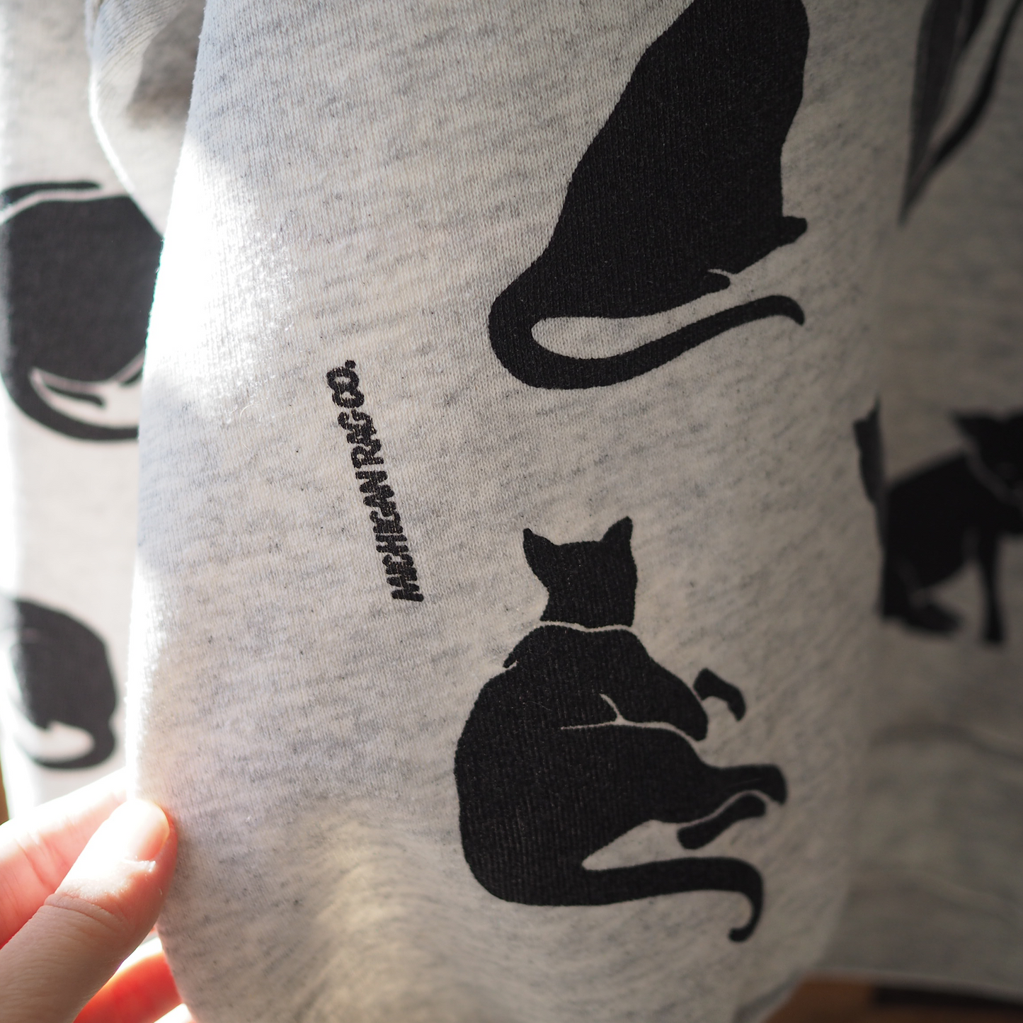 Michigan Rag Black Cat Silhouette Sweatshirt / 90s / Made in USA