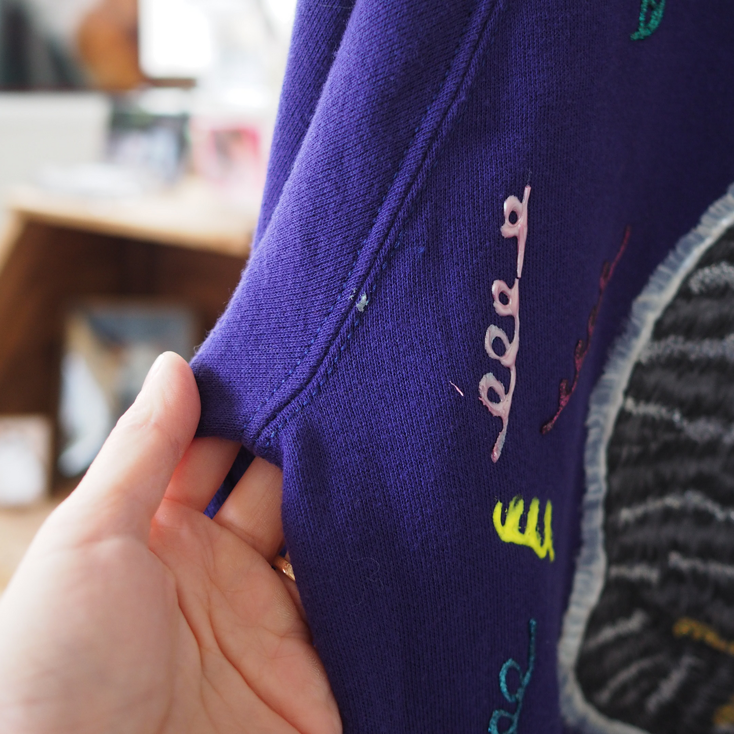 Silver Tabby Decorated Sweater / 90s / Made in USA