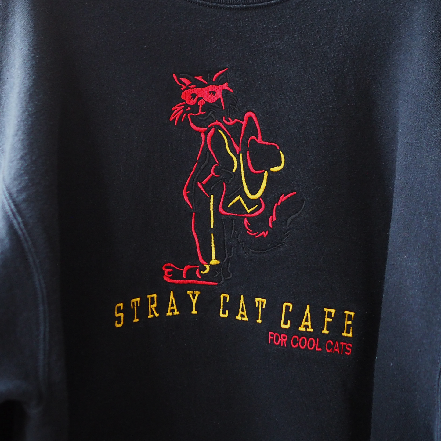 Stray Cat Cafe Sweat / 90s