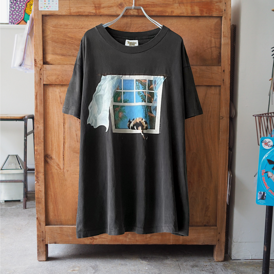 Calico at the Window Tee / Studio Q / 90s / Made in USA