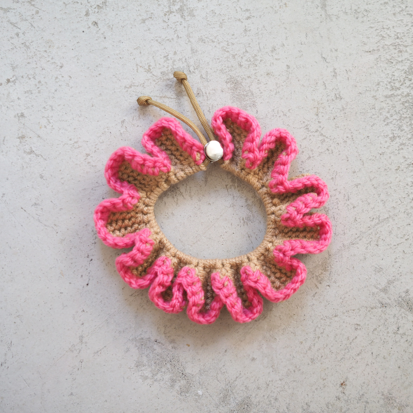 Paracord & Knit Collar🌼