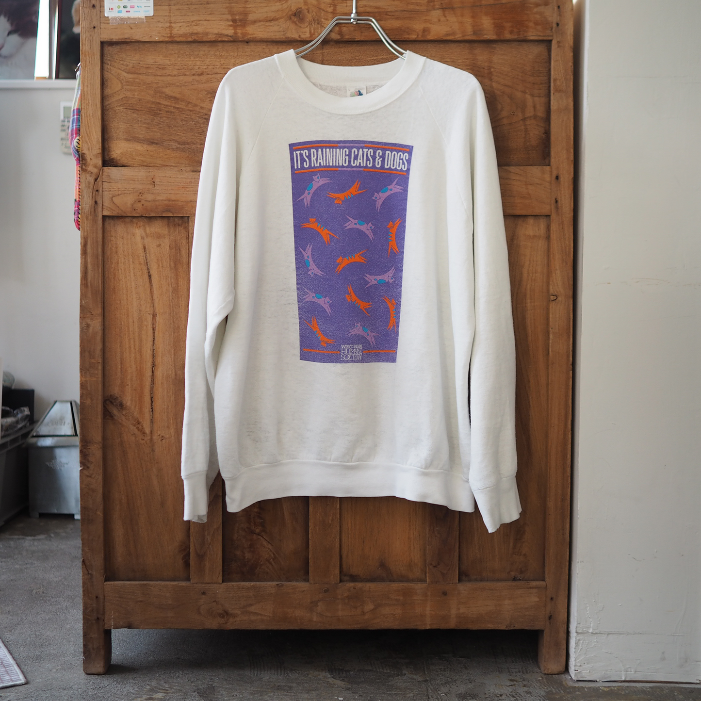 Cats & Dogs Human Society Sweatshirt / 80s / Made in USA