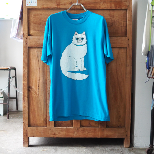 Weird White Cat Tee / 90s / Made in USA